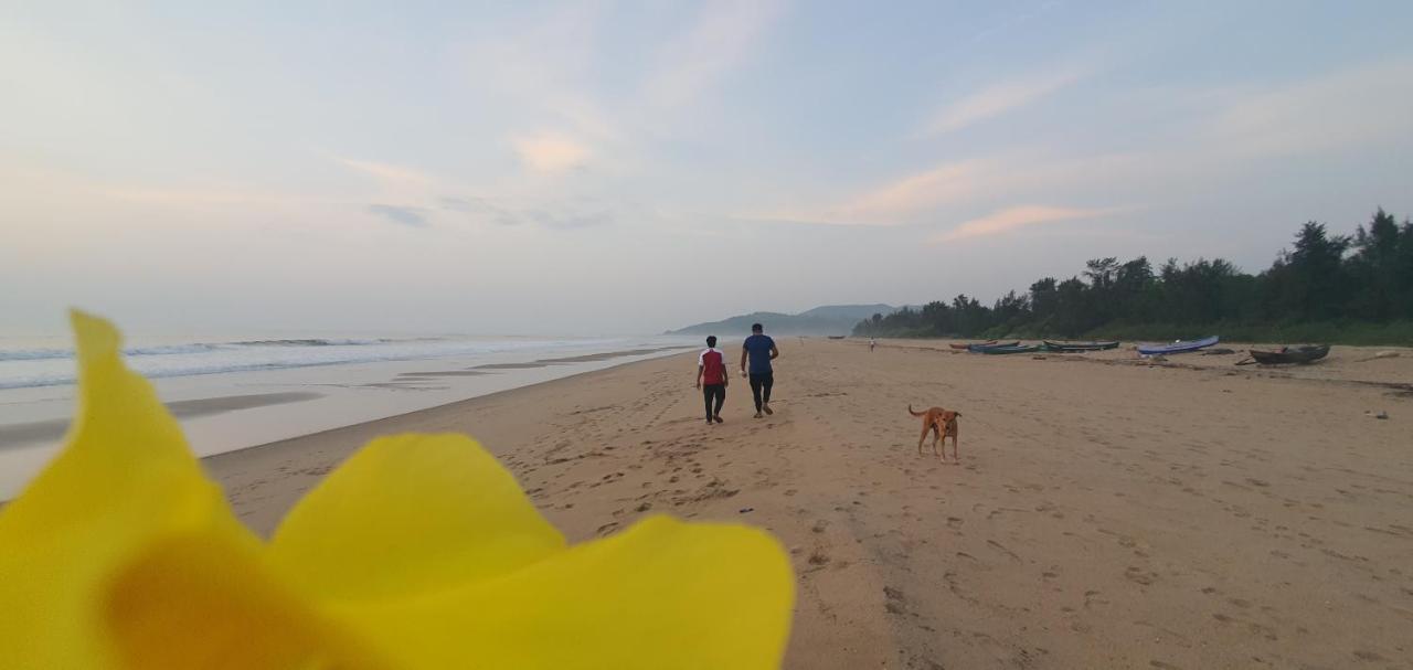 Blue Lagoon Beach Resort Gokarna  Extérieur photo